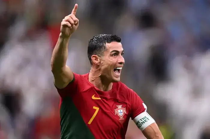 Presidente do Fluminense revela conversa com Cristiano Ronaldo sobre possível transferência