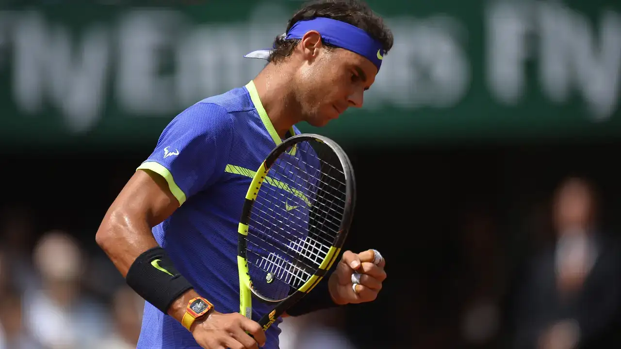 Raquete de Nadal em Roland Garros 2017 é vendida por valor recorde