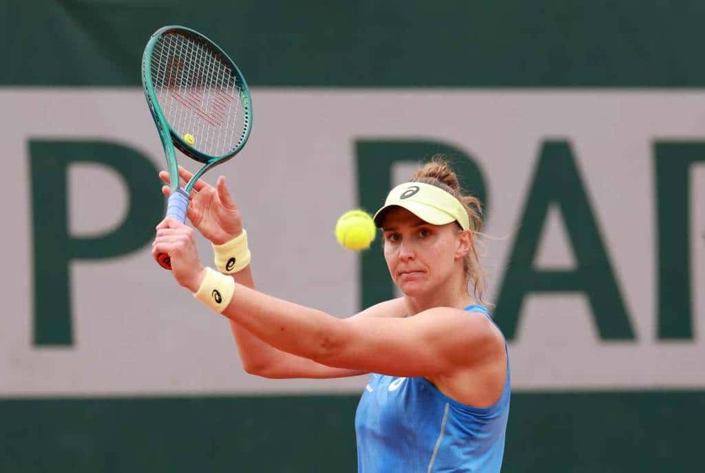 Bia Haddad é eliminada de Roland Garros após virada de adversária americana