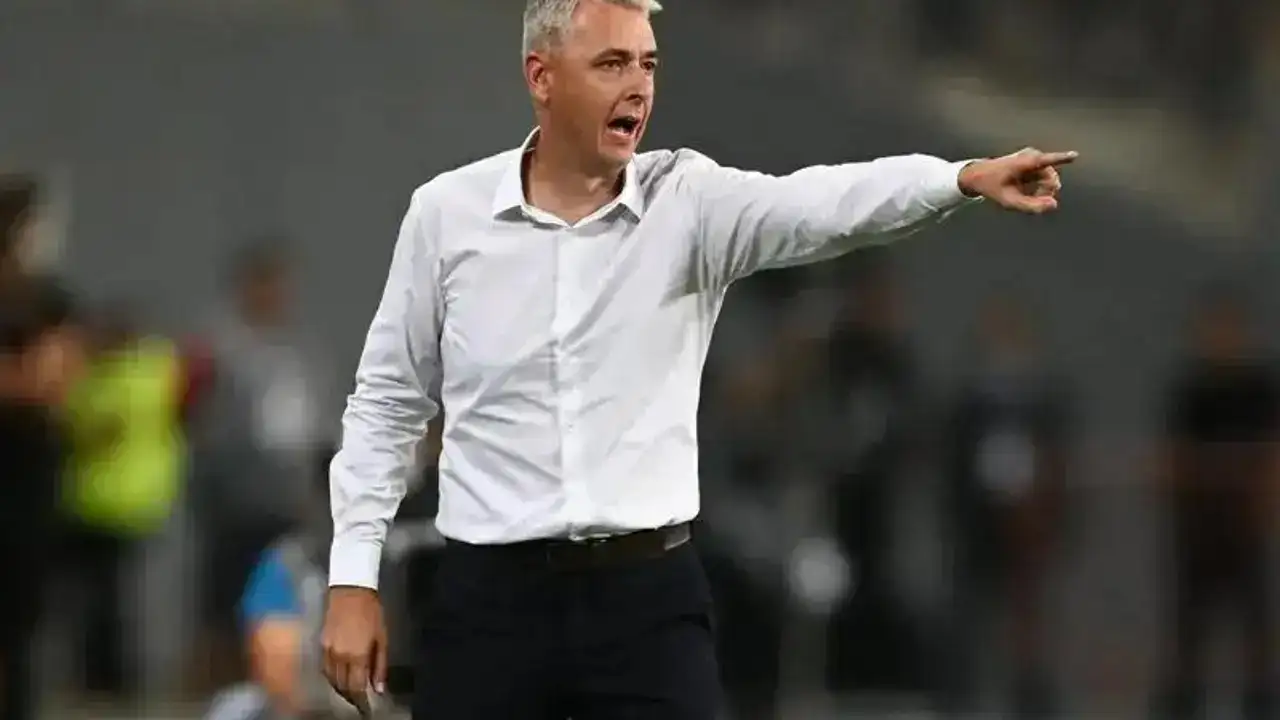 Tiago Nunes assume rival do Botafogo na Libertadores