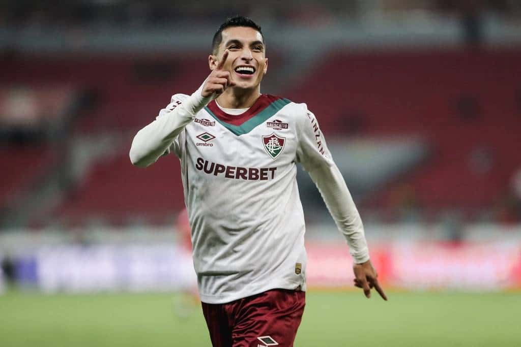 Fluminense vence Inter, mantém invencibilidade e segue confiante para o Mundial