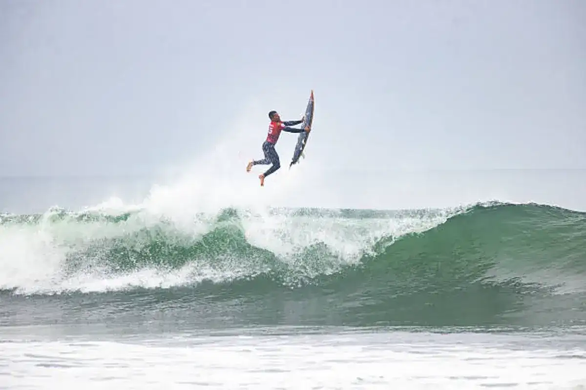 Foto: Emma Sharon/World Surf League