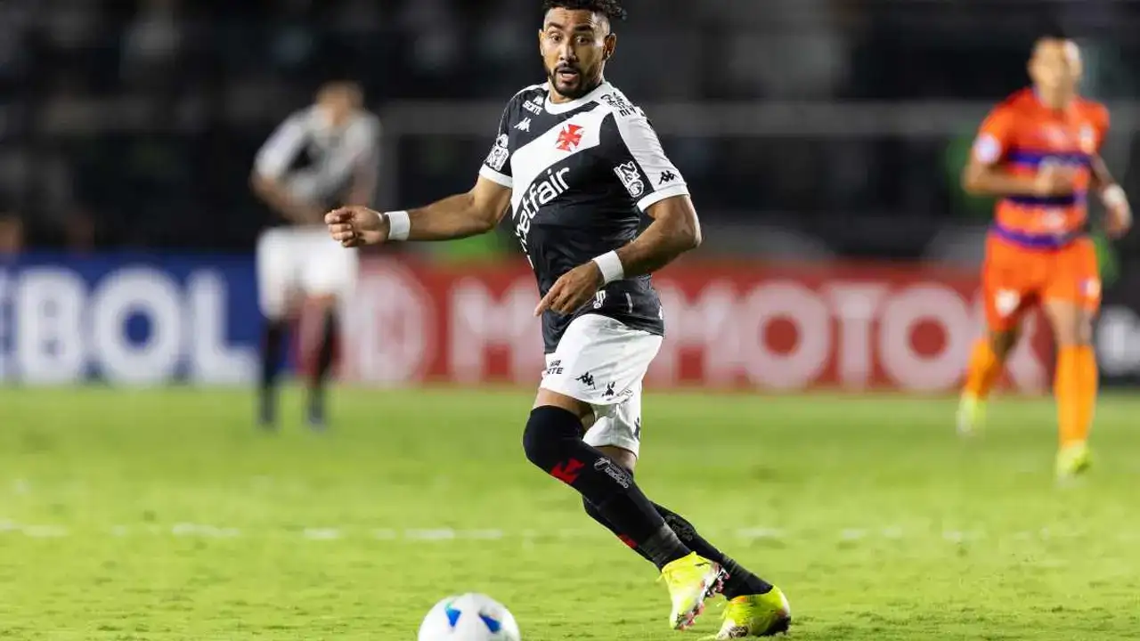 Vasco encerra contrato com Dimitri Payet após passagem conturbada