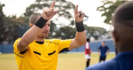 Como Funciona o VAR no Futebol