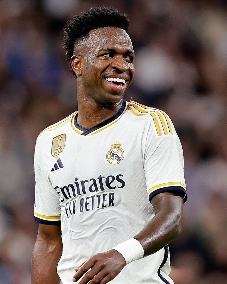 Jogadores Mais Bem Pagos do Mundo - Imagem de los_blancos_CR7/Pinterest