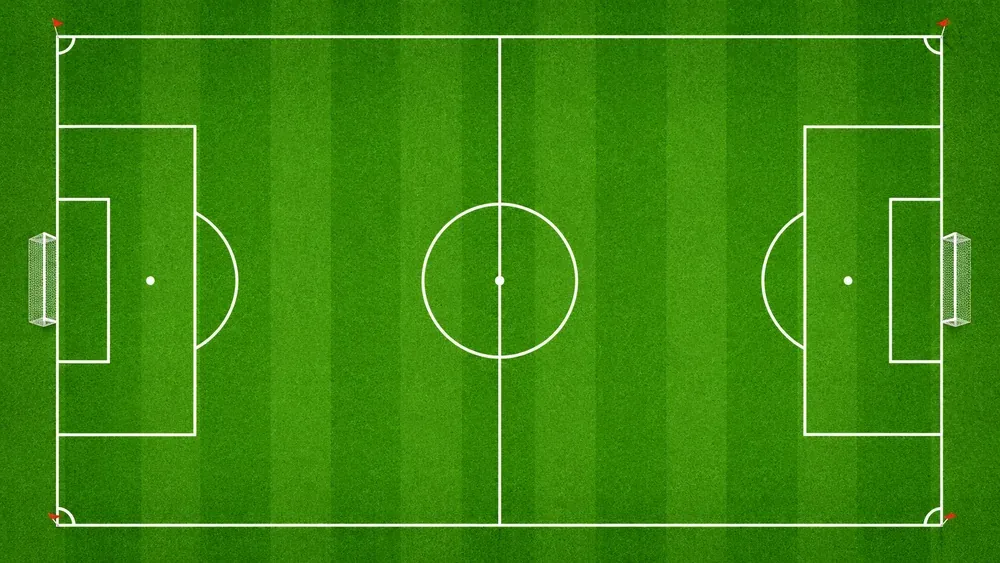 Campo de futebol visto de cima com todas as marcações oficiais: círculo central, grandes áreas, marcas de pênalti e escanteios